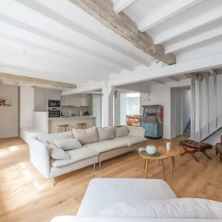 Hébergement de vacances Belle Maison De Pecheurs Normande Refaite Par Un Architecte Trouville-sur-Mer